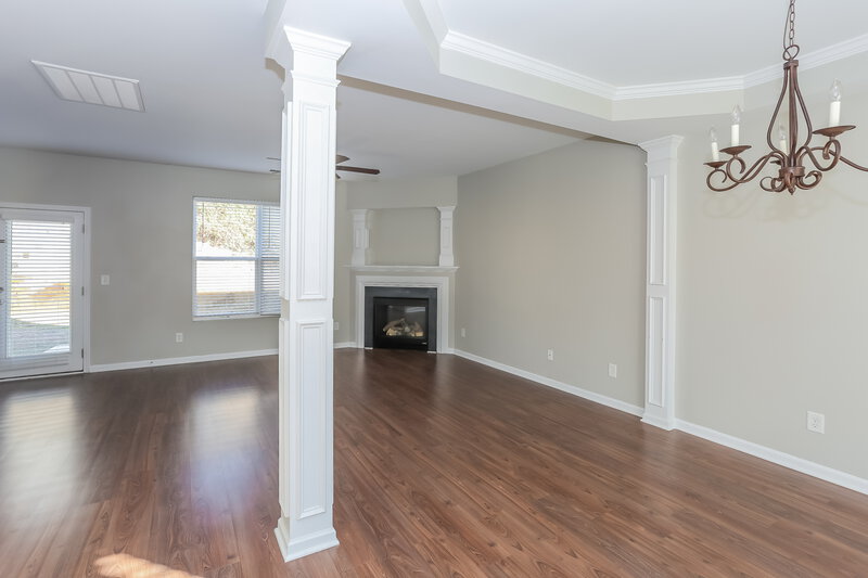 2,260/Mo, 12910 Rothe House Rd Charlotte, NC 28273 Family Room View