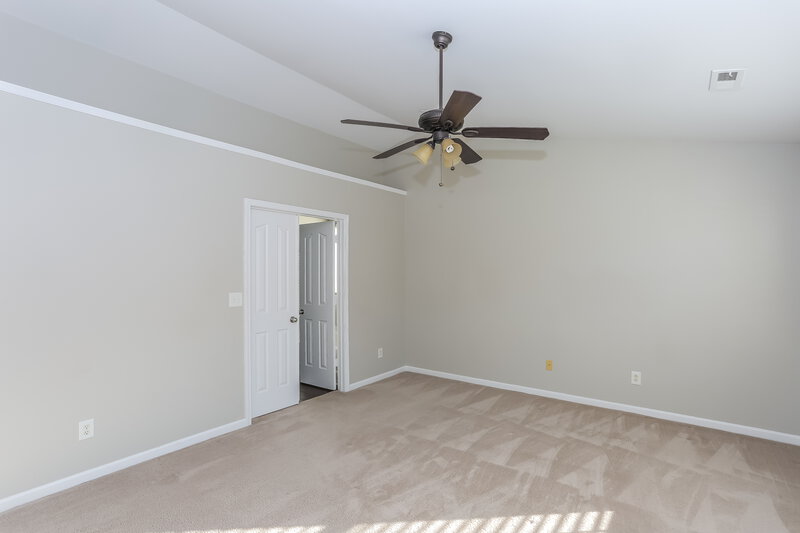 2,260/Mo, 12910 Rothe House Rd Charlotte, NC 28273 Main Bedroom View