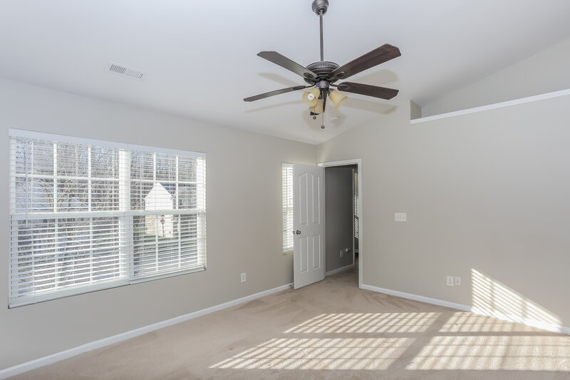 2,260/Mo, 12910 Rothe House Rd Charlotte, NC 28273 Main Bedroom View 2