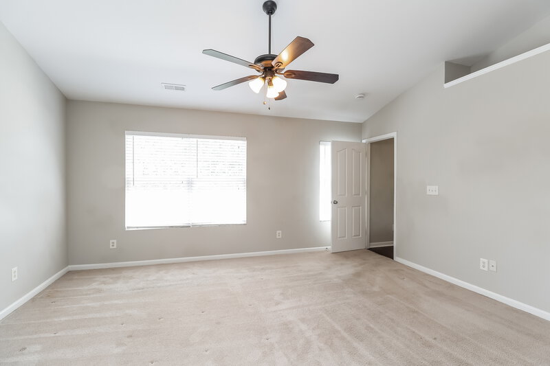 2,250/Mo, 12910 Rothe House Rd Charlotte, NC 28273 Main Bedroom View