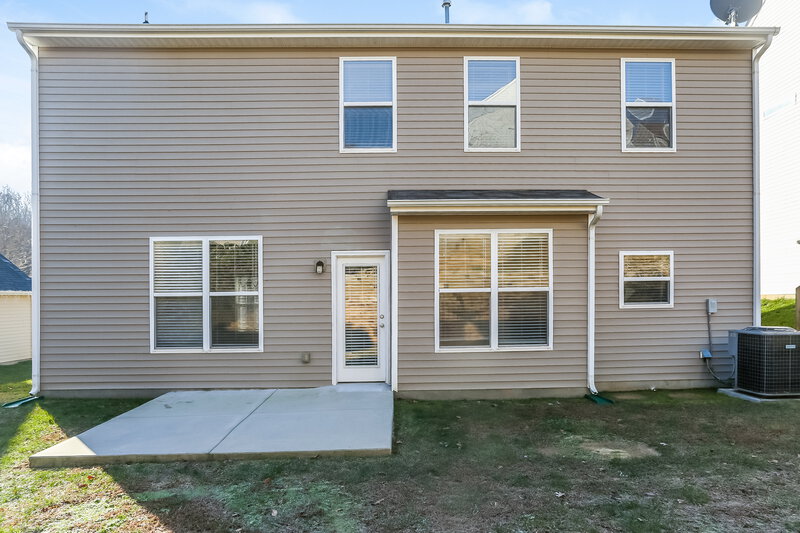 2,260/Mo, 12910 Rothe House Rd Charlotte, NC 28273 Rear View 2