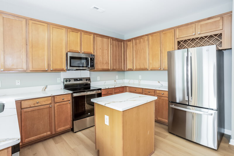 2,245/Mo, 506 Lindsborg Trl Monroe, NC 28110 Kitchen View