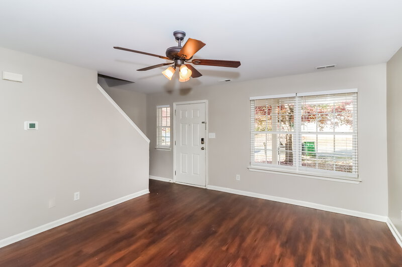 2,760/Mo, 4528 Trillium Fields Dr Charlotte, NC 28269 Living Room View