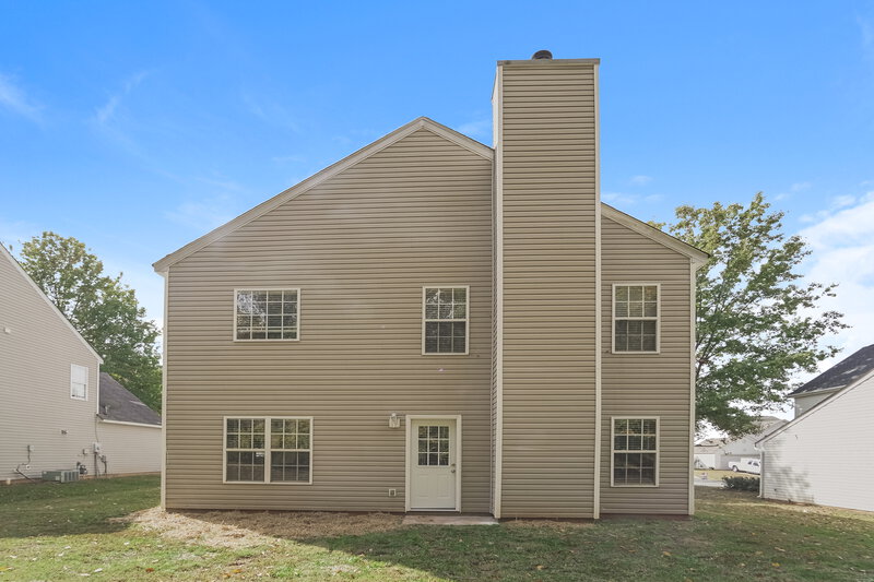 1,760/Mo, 7703 Hidden Creek Dr Charlotte, NC 28214 Rear View