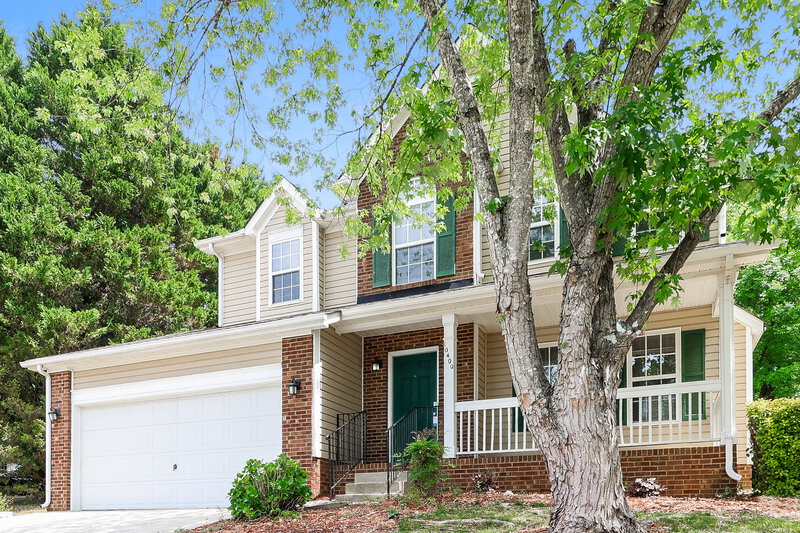 2,070/Mo, 10400 Hyndman Ct Charlotte, NC 28214 Front View