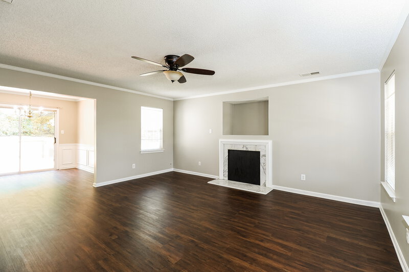 2,070/Mo, 10400 Hyndman Ct Charlotte, NC 28214 Living Room View 2