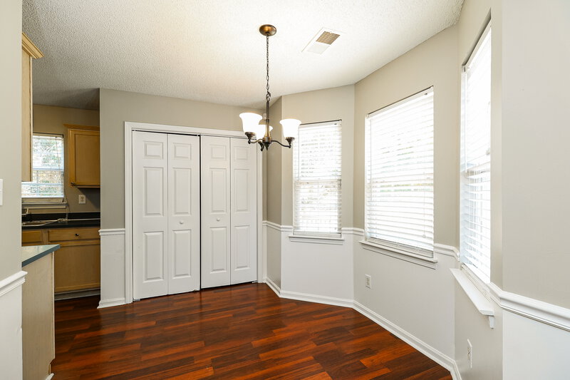 2,070/Mo, 10400 Hyndman Ct Charlotte, NC 28214 Breakfast Nook View