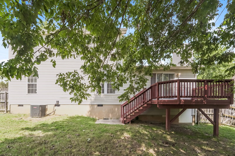 1,795/Mo, 5416 Groveton Ct Charlotte, NC 28269 Rear View