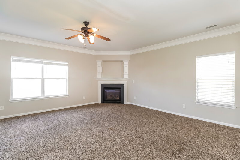 2,155/Mo, 4823 Sunburst Ln Charlotte, NC 28213 Living Room View