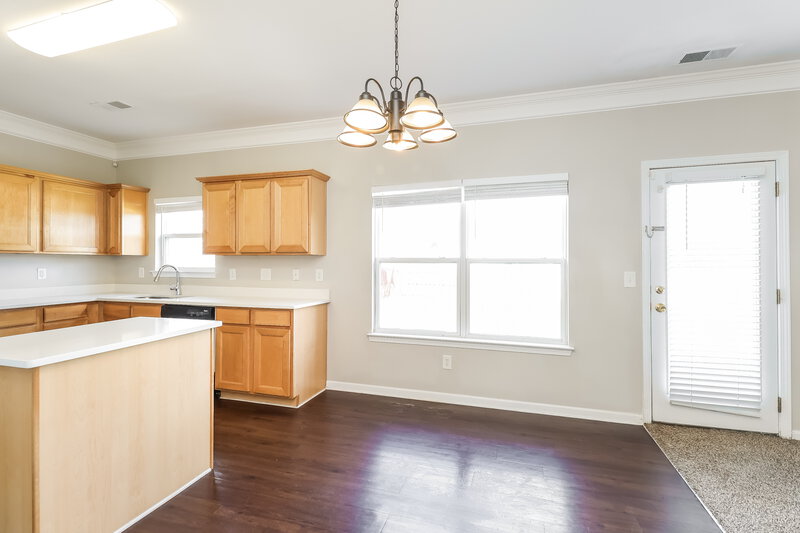 2,155/Mo, 4823 Sunburst Ln Charlotte, NC 28213 Breakfast Nook View