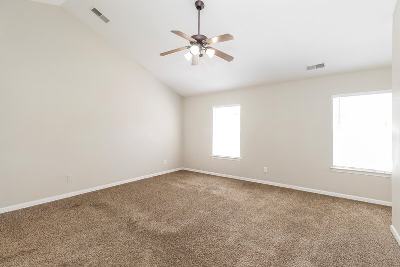 2,155/Mo, 4823 Sunburst Ln Charlotte, NC 28213 Main Bedroom View 2