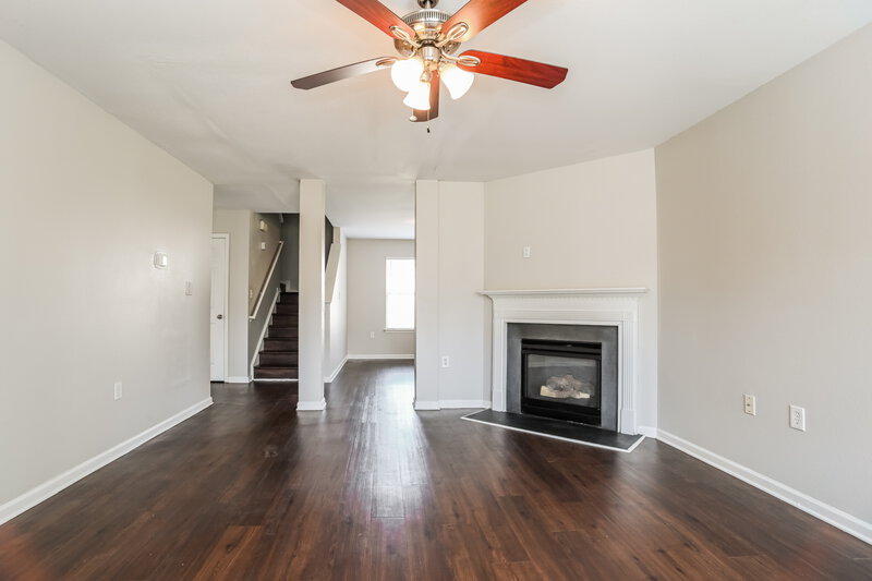 3,610/Mo, 3609 Shallow Oak Ct Charlotte, NC 28269 Living Room View