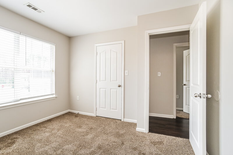 3,610/Mo, 3609 Shallow Oak Ct Charlotte, NC 28269 Bedroom View