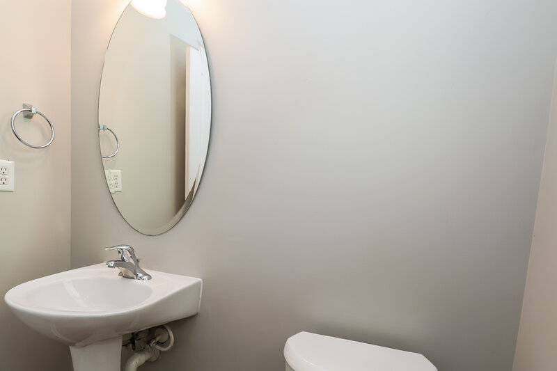 2,370/Mo, 9733 Tidal Ct Huntersville, NC 28078 Bathroom View 2