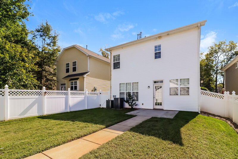 2,650/Mo, 9733 Tidal Ct Huntersville, NC 28078 Rear View 3