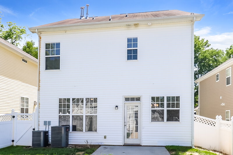 2,370/Mo, 9733 Tidal Ct Huntersville, NC 28078 Rear View