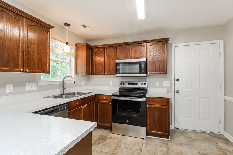 2,300/Mo, 4012 Mozart Ct Charlotte, NC 28269 Misc View 5
