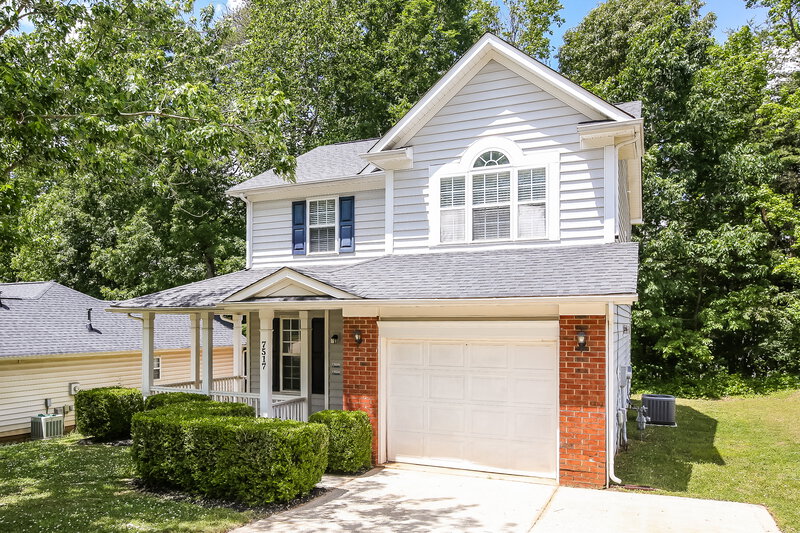 2,630/Mo, 7517 Grabill Dr Charlotte, NC 28269 Front View 2