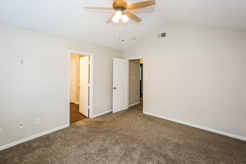 2,630/Mo, 7517 Grabill Dr Charlotte, NC 28269 Main Bedroom View 2