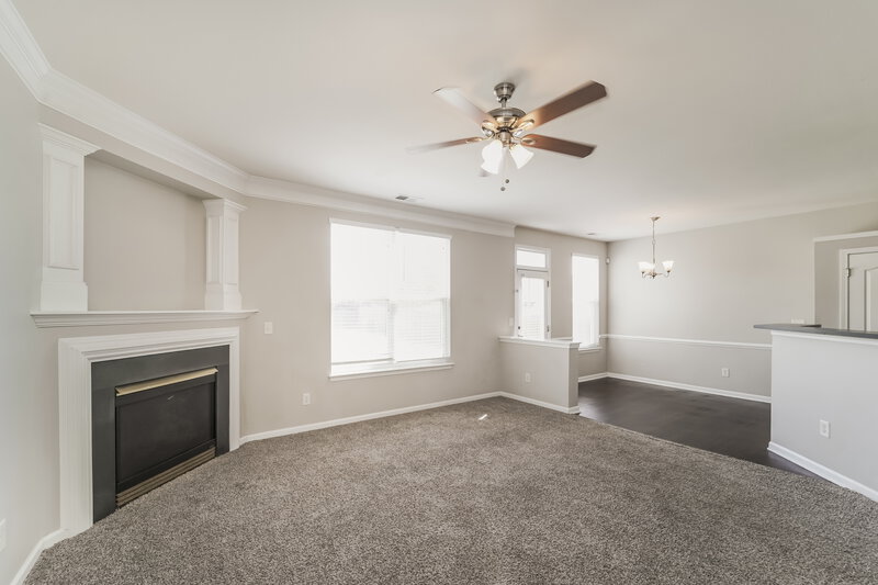 2,195/Mo, 16043 Stuarts Draft Ct Charlotte, NC 28278 Living Room View