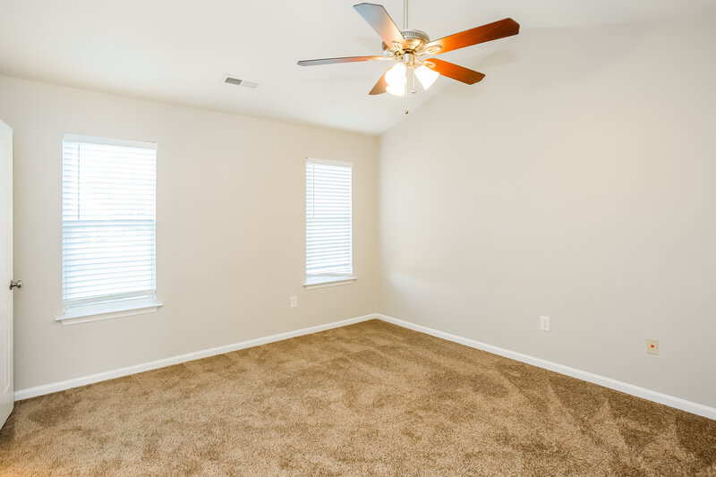 2,065/Mo, 4009 Ranchview Ln Charlotte, NC 28216 Main Bedroom View