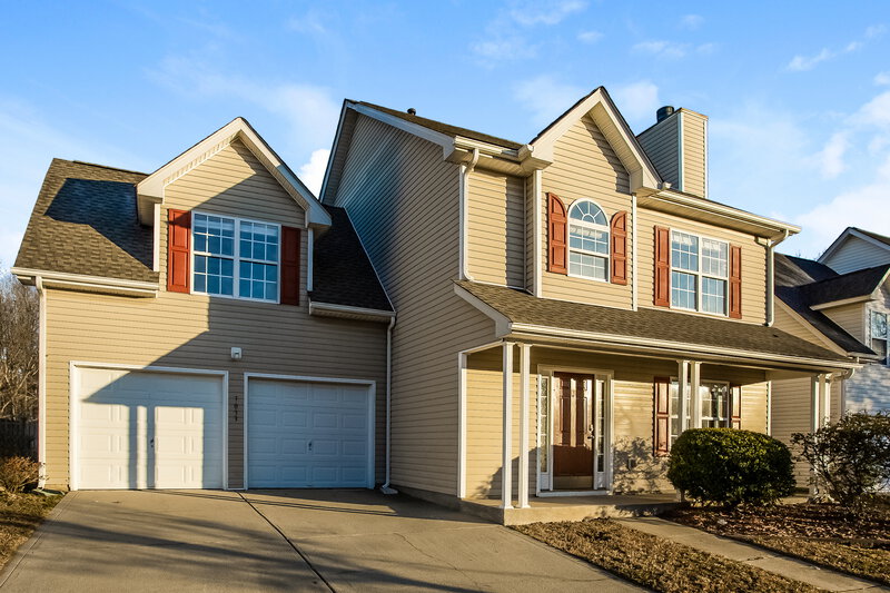 2,130/Mo, 7033 Tanners Creek Dr Huntersville, NC 28078 Front View 2