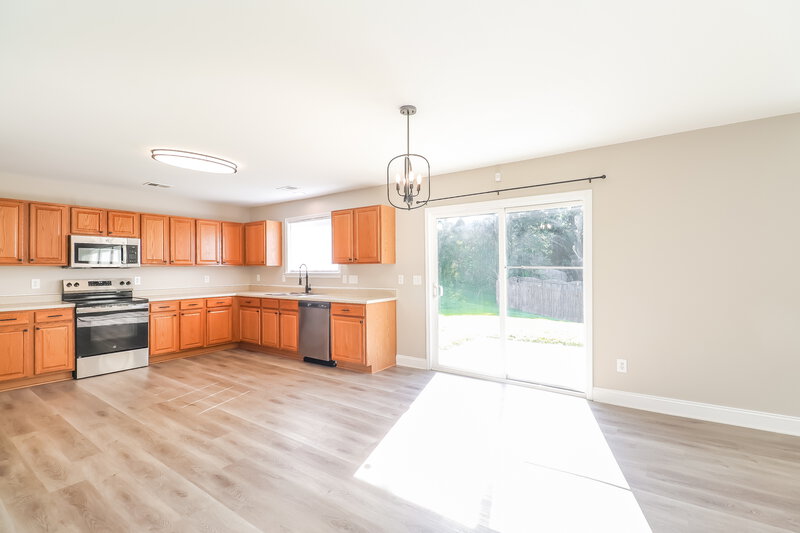 2,365/Mo, 2405 Harwood Hills Ln Charlotte, NC 28214 Dining Room View