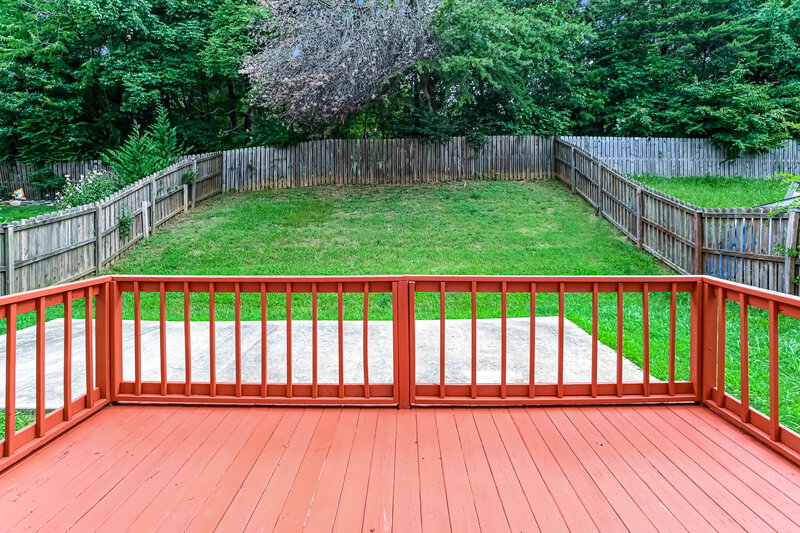 2,630/Mo, 5105 Oak Pasture Ln Charlotte, NC 28269 Deck View