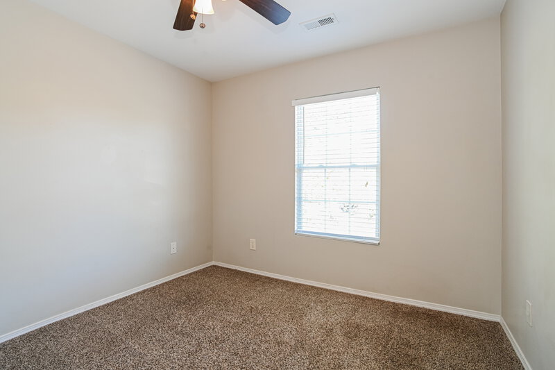 1,950/Mo, 9727 Hollystone Ln Charlotte, NC 28215 Bedroom View