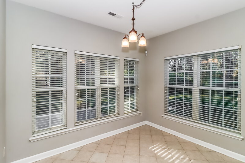2,340/Mo, 8103 Marett Ct Charlotte, NC 28269 Dining Room View