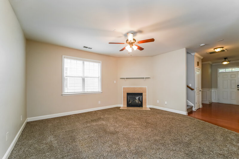 2,160/Mo, 9107 Cinder Ln Huntersville, NC 28078 Living Room View 2