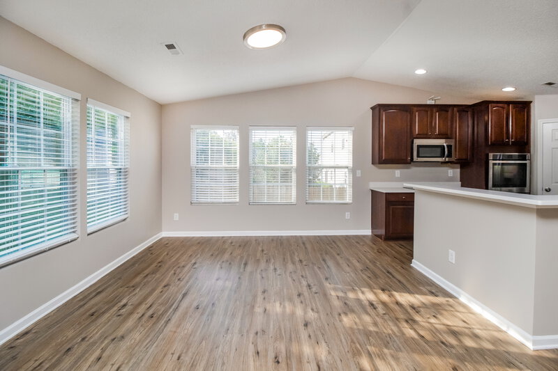 2,045/Mo, 5874 Mahogany Pl SW Concord, NC 28025 Living Room View 2