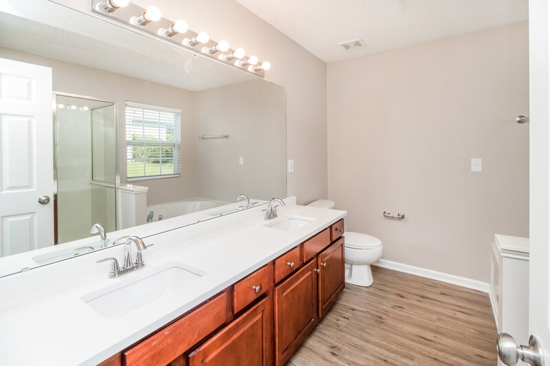 2,045/Mo, 5874 Mahogany Pl SW Concord, NC 28025 Main Bathroom View