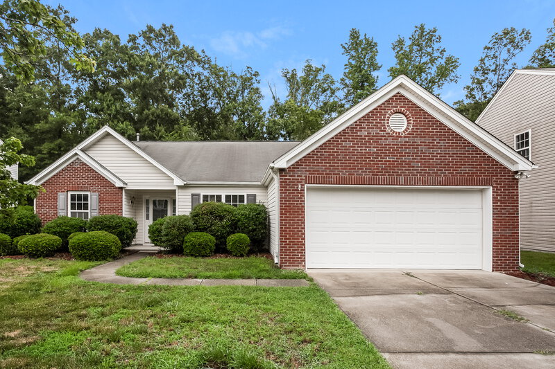 2,115/Mo, 2111 Hunters Trail Dr Indian Trail, NC 28079 External View
