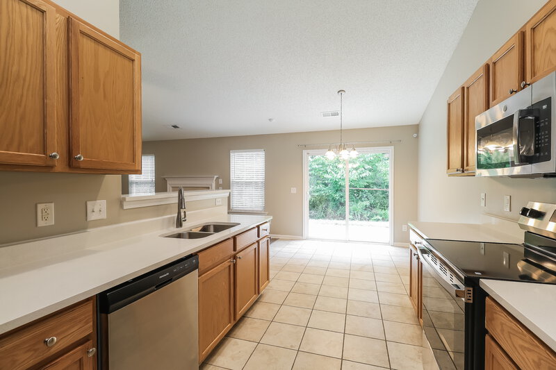 2,190/Mo, 2111 Hunters Trail Dr Indian Trail, NC 28079 Kitchen View