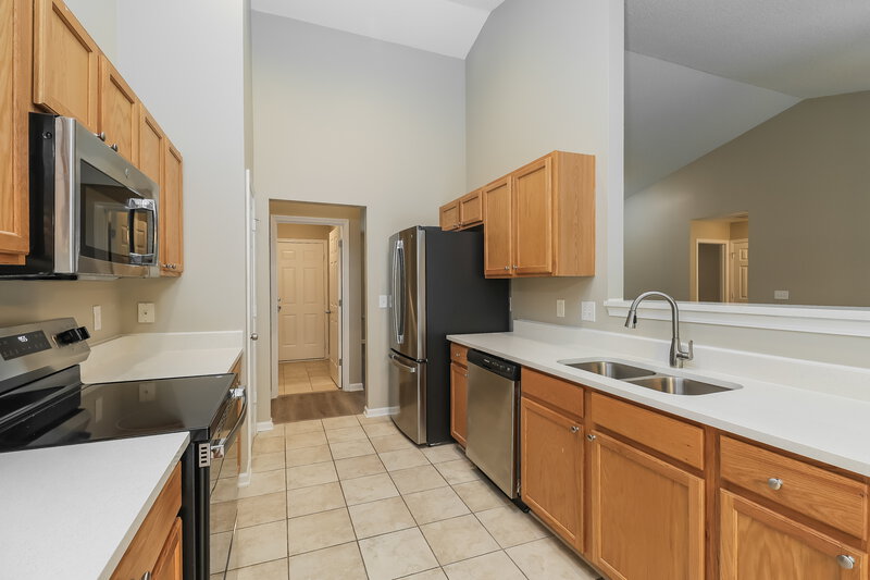 2,190/Mo, 2111 Hunters Trail Dr Indian Trail, NC 28079 Kitchen View 2