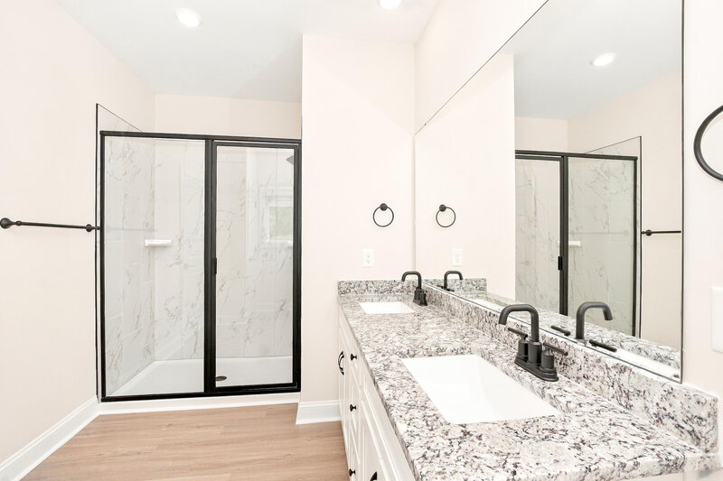 1,965/Mo, 112 Sandypark Ct Troutman, NC 28166 Primary Bathroom View