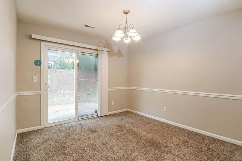 2,320/Mo, 5712 Falls Ridge Ln Charlotte, NC 28269 Dining Room View