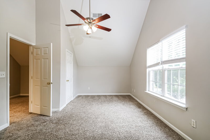 2,320/Mo, 5712 Falls Ridge Ln Charlotte, NC 28269 Bedroom View 2
