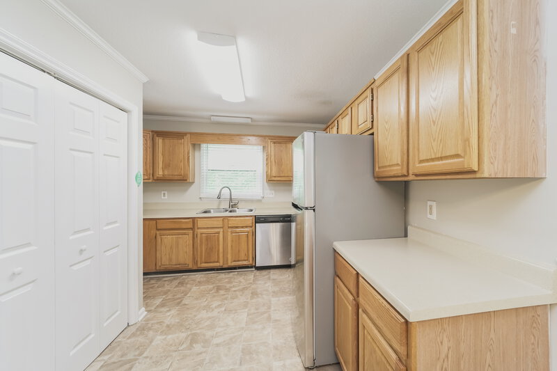 2,830/Mo, 11108 Mallard Crossing Dr Charlotte, NC 28262 Kitchen View 2