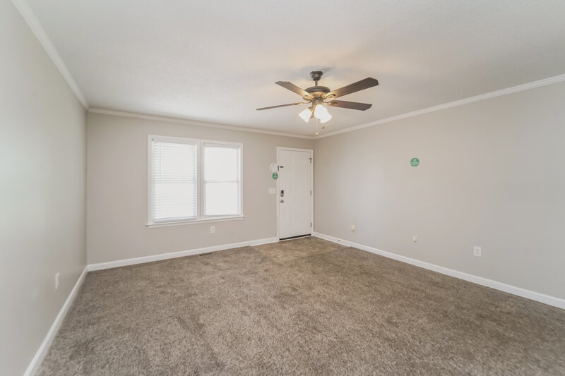 1,675/Mo, 69 Wilshire Ave SW Concord, NC 28025 Living Room View 2