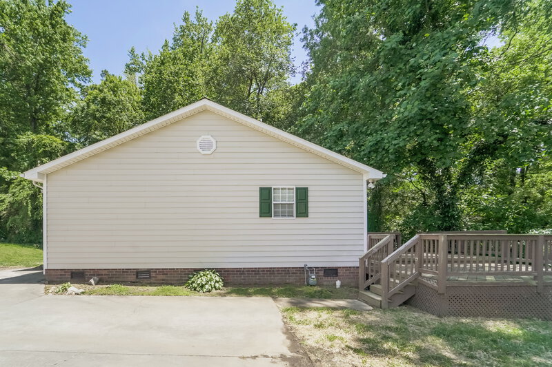 1,675/Mo, 69 Wilshire Ave SW Concord, NC 28025 Rear View