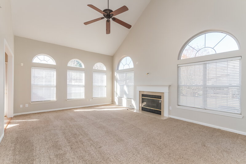 2,350/Mo, 166 Castles Gate Dr Mooresville, NC 28117 Family Room View