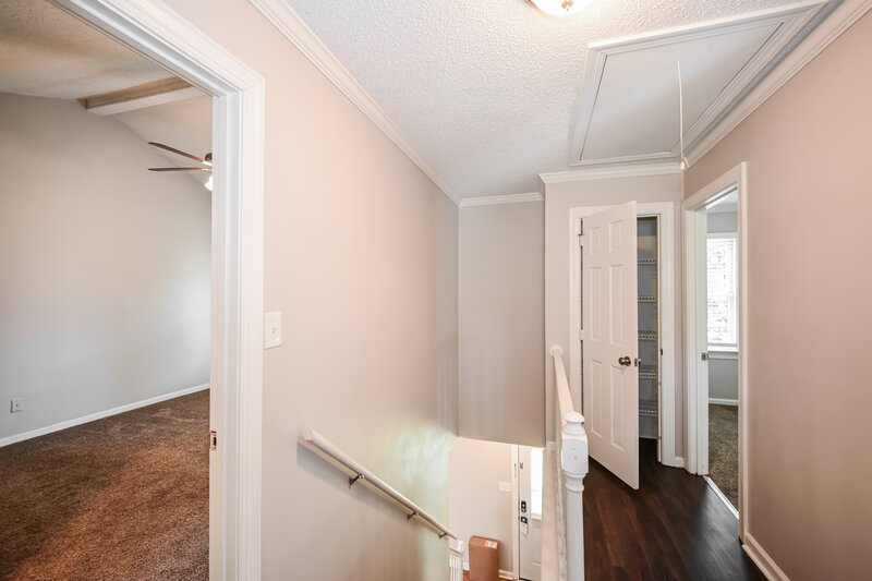 1,825/Mo, 2416 Haybrook Ln Charlotte, NC 28262 Loft View