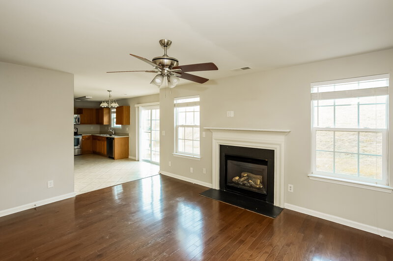 1,980/Mo, 5938 Firethorne Ln Concord, NC 28025 Living Room View 2