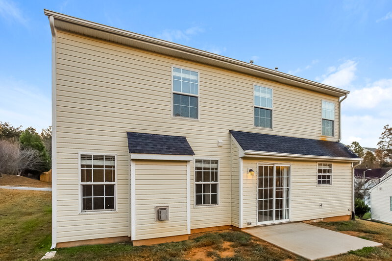 1,980/Mo, 5938 Firethorne Ln Concord, NC 28025 Rear View