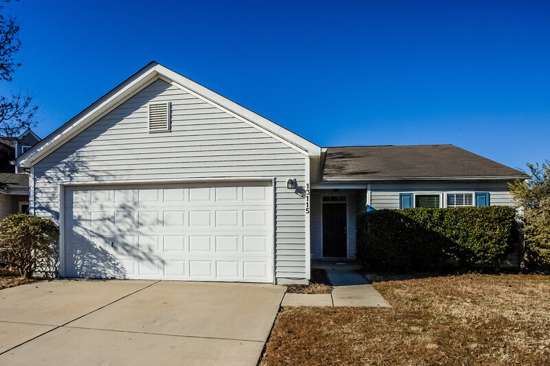 1,800/Mo, 13115 Ambrosia St Charlotte, NC 28278 External View