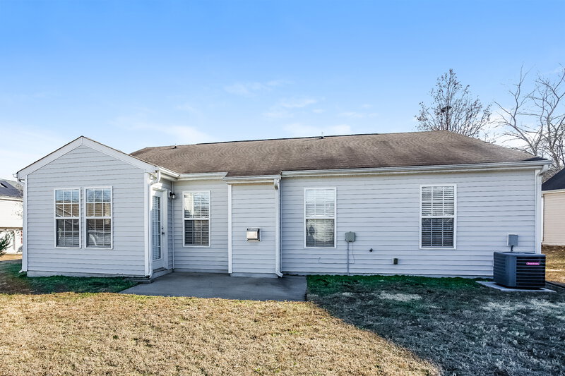 1,800/Mo, 13115 Ambrosia St Charlotte, NC 28278 Rear View