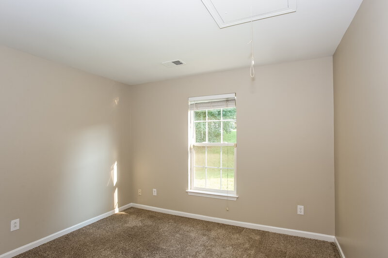 1,750/Mo, 9109 Munsing Dr Charlotte, NC 28269 Main Bedroom View