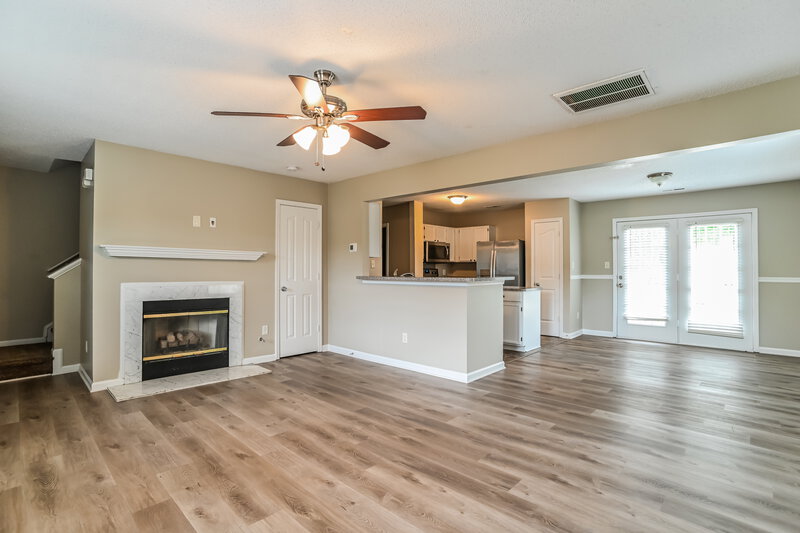 1,955/Mo, 11338 Northwoods Forest Dr Charlotte, NC 28214 Living Room View 4
